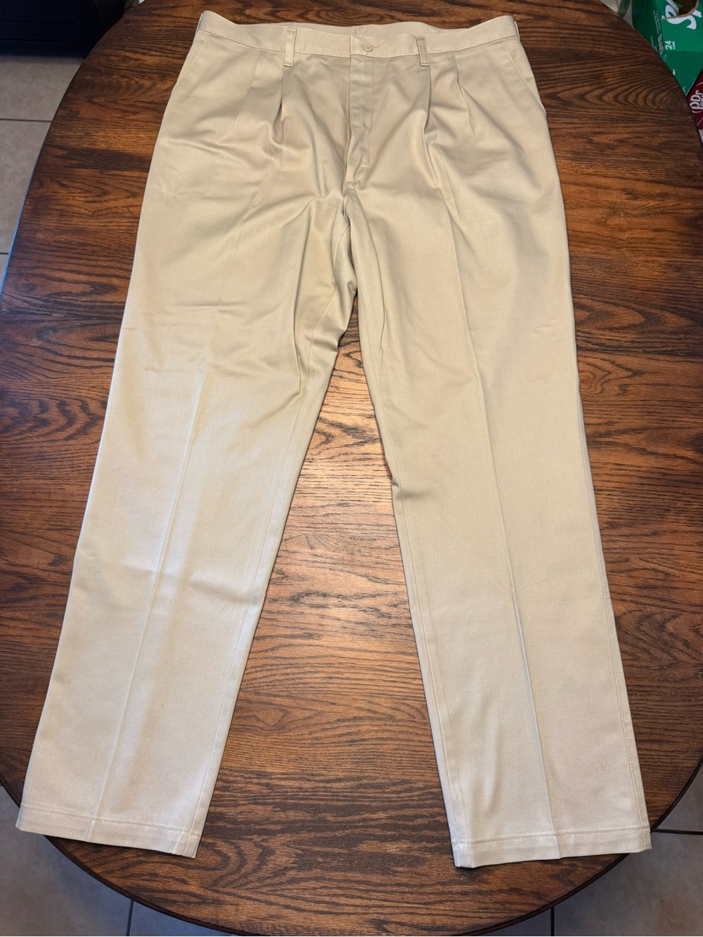 Wrangler Riata Casual Pants Mens 40x34 Khaki Pleated Relaxed Wrinkle Resistant
